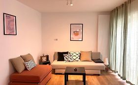 Modernes Origami Maisonette-Apartment In Zentrum Stuttgart